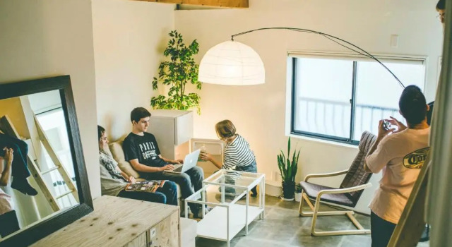 Кровать в общем номере Hippo Hostel and Cafe Bar