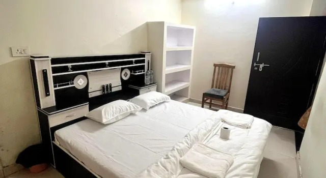 Shivay Inn