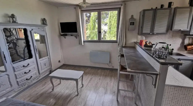Guest House Provencal, Забронировать Гостевой дом Витроль Étang de Berre