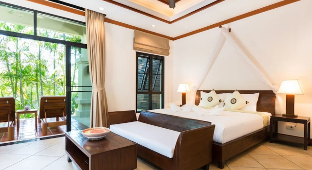 Вилла c 1 комнатой VILLA TOBA Pool Baan Bua Estate Naiharn beach