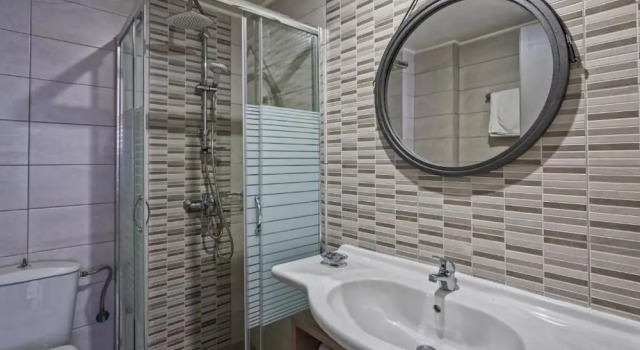 Семейные апартаменты с балконом Icarus Suite Apartments
