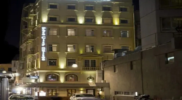 Pera City Suites, Varaa Hotelli Hotellit Marmara-alue pysäköinnillä, Pysäköinti