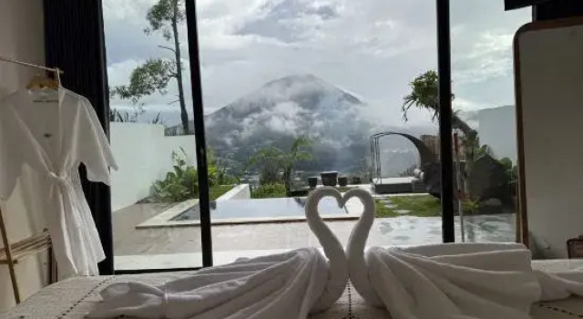 Pinggan Everest Bali