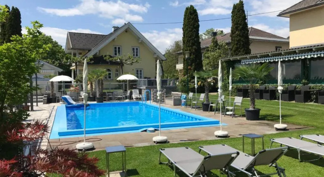 Ferienanlage Seehof, Prenota Hotel Krumpendorf am Wörthersee Carinzia