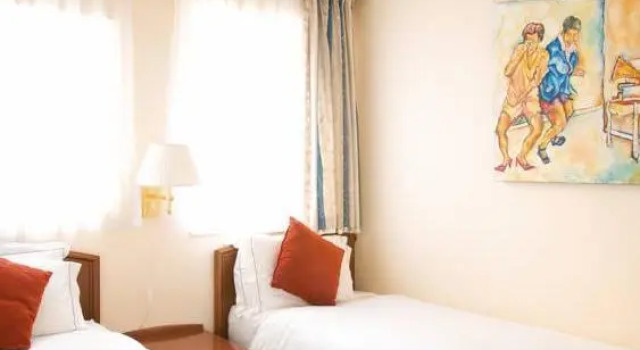 Апартаменты Brenwin Guest House