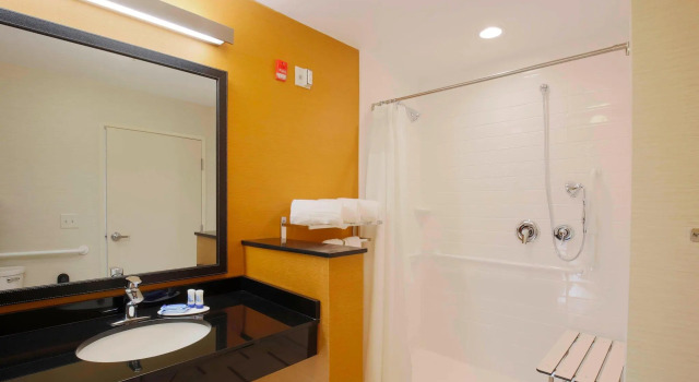Четырёхместный номер Standard Fairfield Inn & Suites by Marriott El Paso Airport