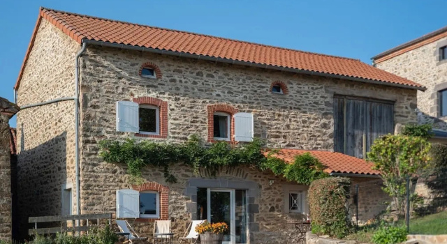 Holiday Home in Saint-Beauzire with Garden and Private Terrace, Забронировать Дом для отпуска Сен-Бозир Haute Loire