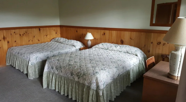 Четырёхместный номер Standard Motel Le Fleuron