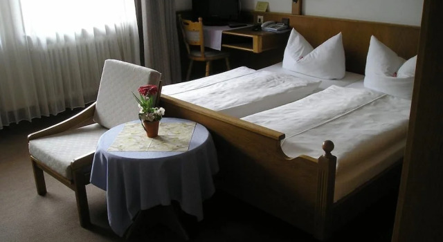 Hotel Weißes Rössel, Reserva ahora Hotel Wertheim Odenwald