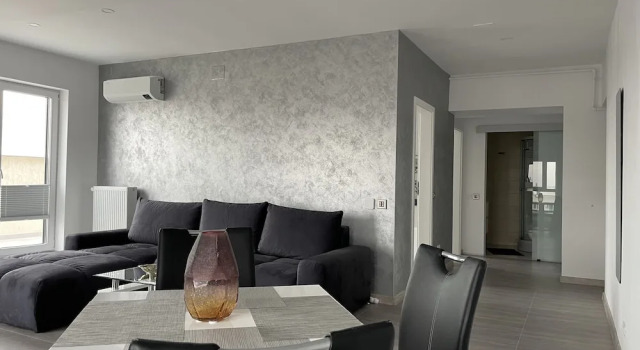 Unique Penthouse Lakeview W19, Rezerwuj Apartament Hotele w Ilfov z parkingiem, Parking