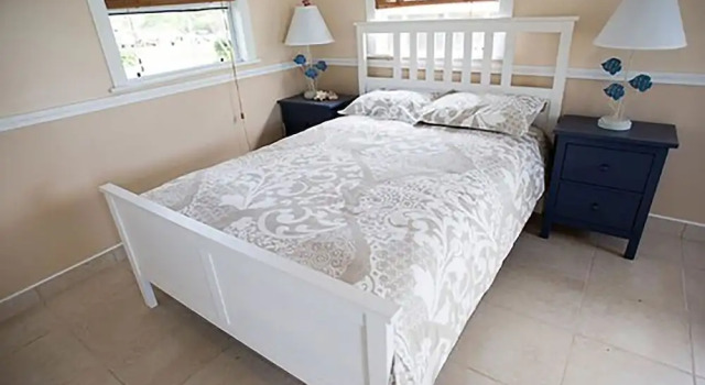 Bungalows On the Bay USVI, จอง โรงแรม คริสเตียนสเต็ด Saint Croix