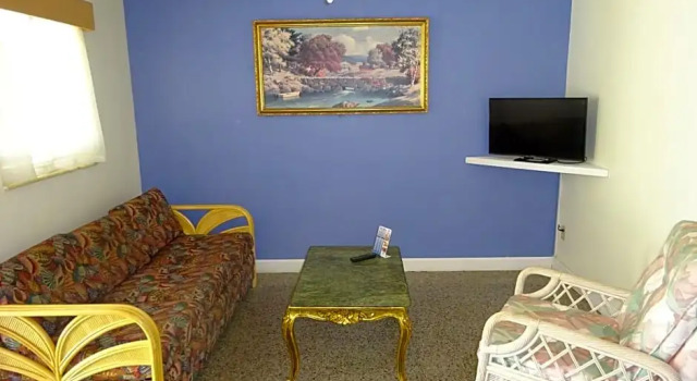 Апартаменты EBBTIDE INN