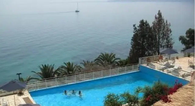 Bellos Beach Hotel