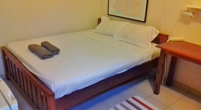 Marien Ngouabi serviced T0 Chalet, Buchen Sie Chalet Alto Mae A Maputo