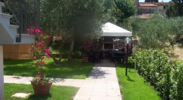 Апартаменты B&B La Cura