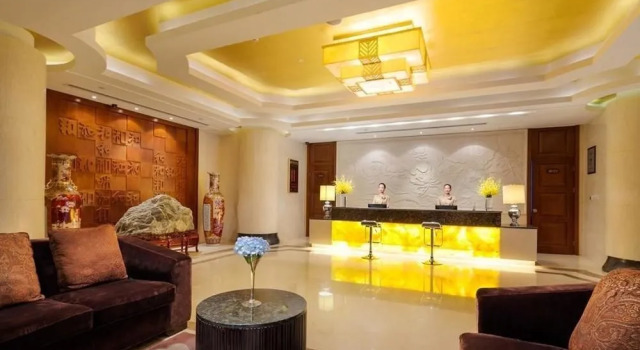 Jinan Luneng Xinyi Hotel