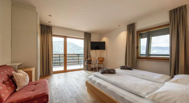 Двухместный номер Comfort с балконом Hotel Rommisa