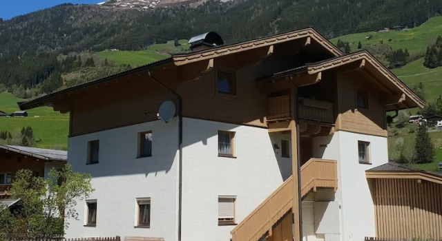 Апартаменты Apartment in Wald Near Krimml Waterfalls