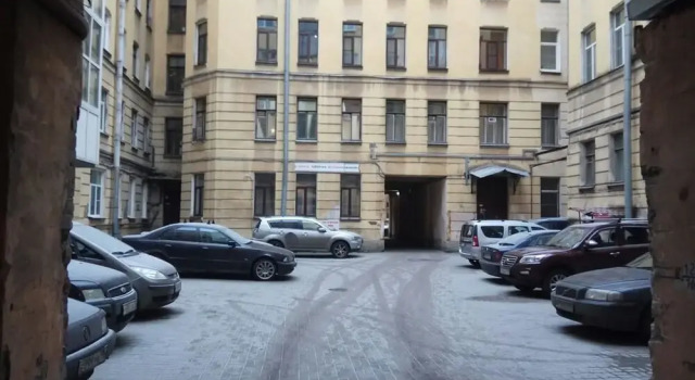 Apartment on Hersonskaya 19