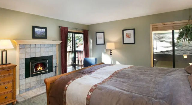 Апартаменты Deluxe с 2 комнатами с балконом Mammoth Village Properties by 101 Great Escapes