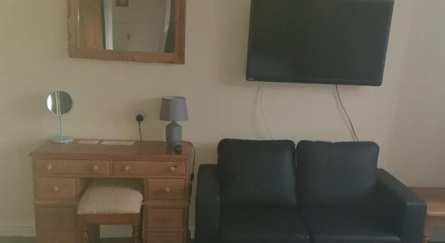 QueensBerry accommodation, Забронировать Отель Аннан Дамфрис и Галлоуэй