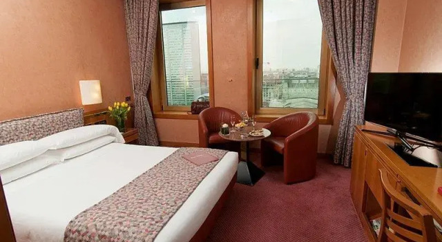 Номер Classic Michelangelo Hotel