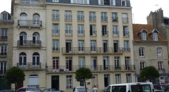 29 Rue du Commandant Fayolle, Book Hotel Dieppe 