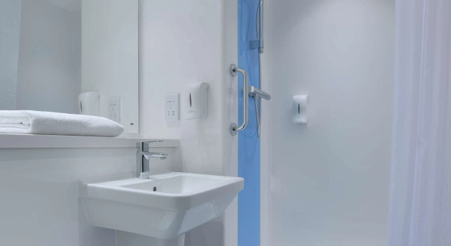 Семейный номер Standard Travelodge Milton Keynes The Hub Hotel
