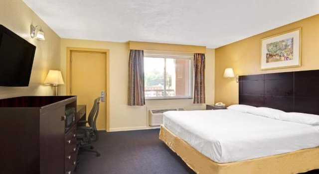 Номер Standard Super 8 by Wyndham Milford/New Haven