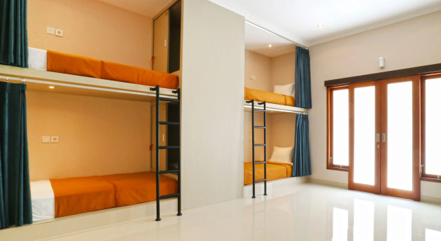 Кровать в общем номере Taste of Bali Hostel