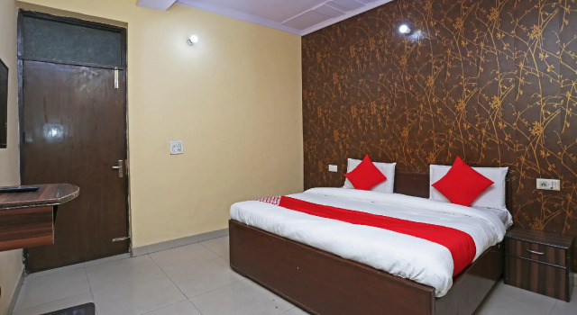 OYO 37262 Akash Guest House, Забронировать Гостевой дом Отели Нью-Дели с завтраком, Завтраки