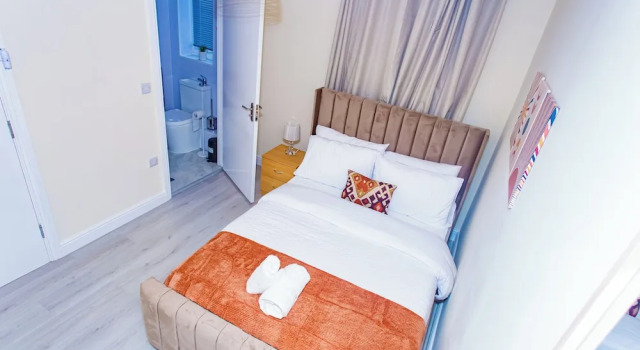 Manchester Charm - 3 Bedroom House, Забронировать Дом для отпуска Чедл-Халм Большой Манчестер