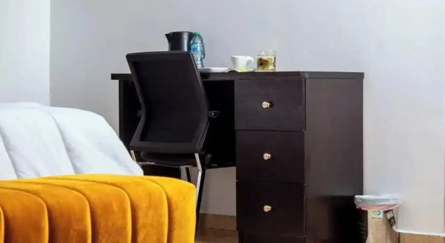 Номер Standard Loomzy Suites and Apartments