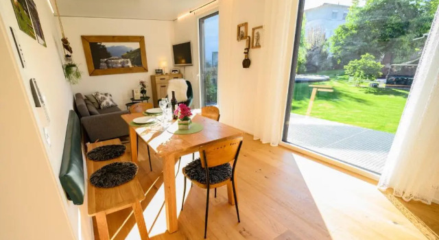 FerienHaus im Garten, Book Hotel Hotels in Vorarlberg with Parking, Parking