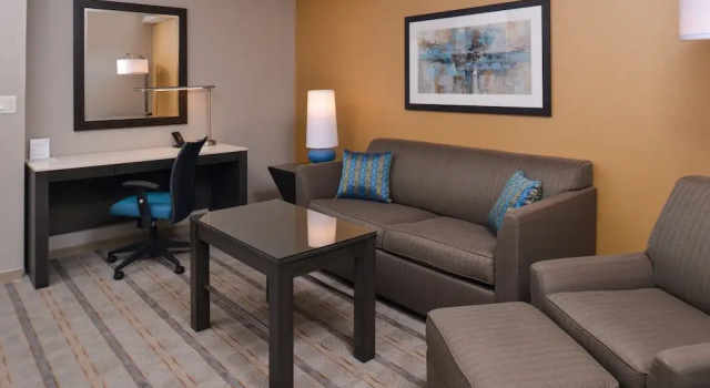 Двухместный номер Standard Crowne Plaza Shenandoah - Woodlands Area by IHG