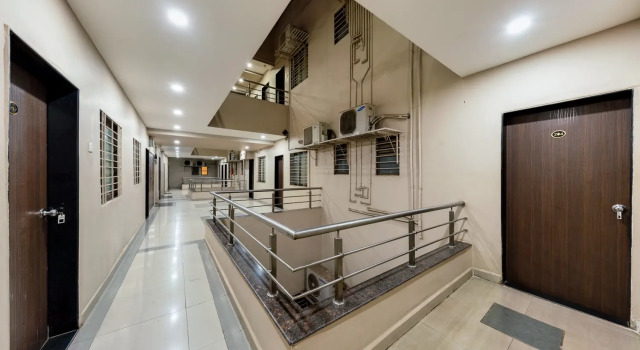 Hotel Radhakrishna, Забронировать Отель Отели штата Махараштры 3 звезды, 3*