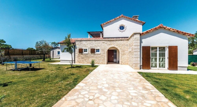 Villa San Kirin Magnolia, Забронировать Вилла Коттеджи Воднян, Коттедж