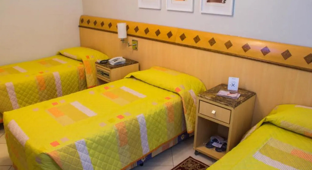 Трёхместный номер Standard LOpera Hotel