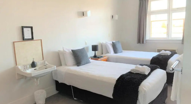 Двухместный номер Standard Ranfurly Hotel