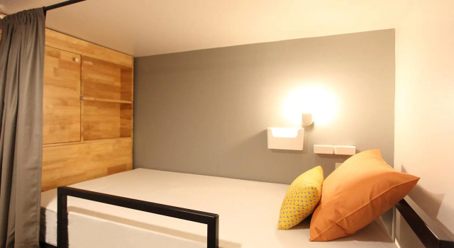 Кровать в общем номере Lupta Hostel Patong Hideaway