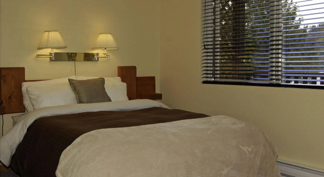 Backeddy Resort and Marina, Book Ferieresort Egmont Sunshine Coast
