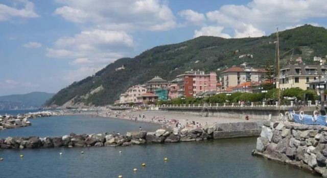 Апартаменты с 2 комнатами Corso Lavagna 55 (citra 010015-LT-0308)