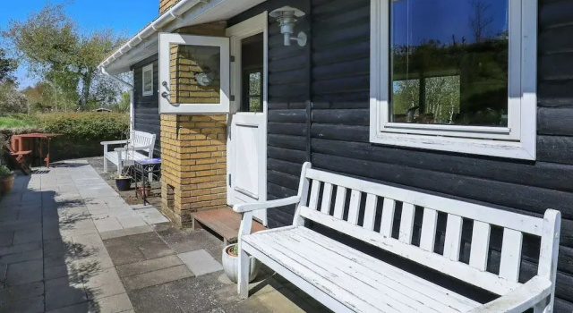 Serene Holiday Home in Zealand near Sea, Rezerwuj Dom wakacyjny Stege Mon