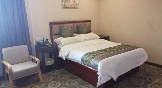 Двухместный номер Standard GreenTree Inn Changzhou Henlin Town Zhongtian Express Hotel