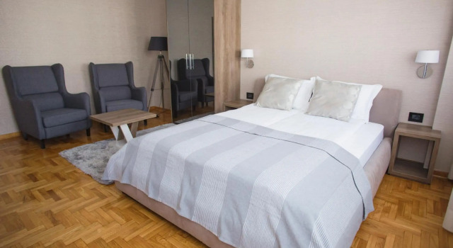 Dia Belgrade Arena Apartment, Buchen Sie Ferienwohnung Novi Beograd 