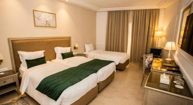 Трёхместный номер Standard HOTEL PALAIS ROYAL