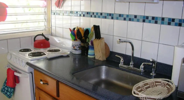 Апартаменты Chrisanns Beach Resort Apartment 10