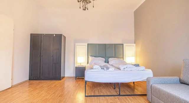 Cozy Apartment with Prater Access