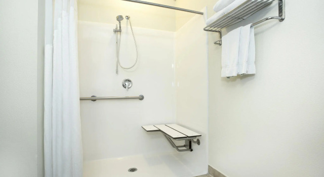Двухместный номер Standard Sleep Inn & Suites Kalamazoo East