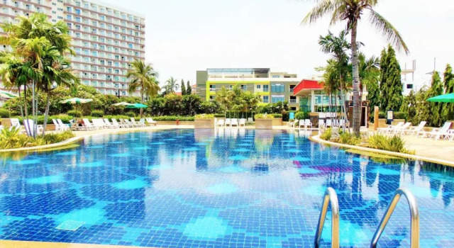Pattaya Jomtien Holiday Apartments in Jomtien Beach Condominiums
